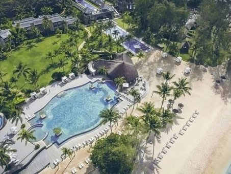 Outrigger Mauritius Beach Resort *****